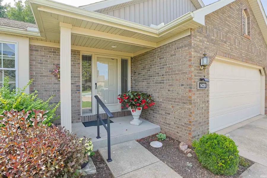 1428 Hampton Circle, Goshen, IN 46526 - #3