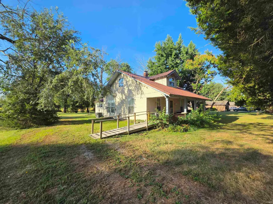 1103 W Mack Avenue, Olney, IL 62450 - #3