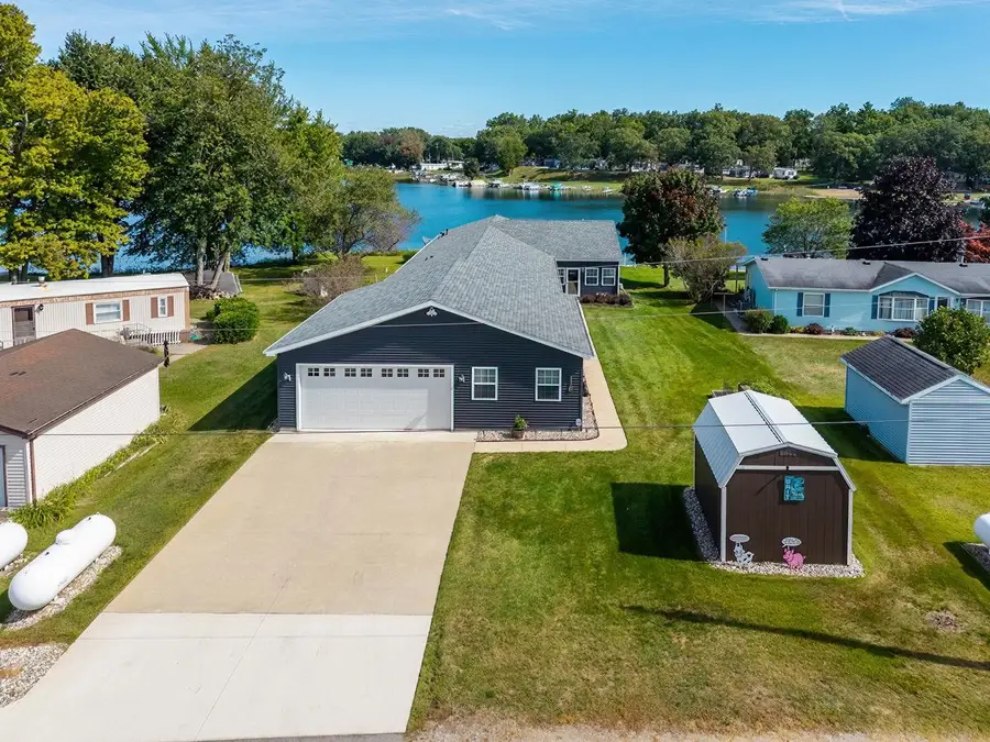 760 Lane 301 Barton Lk, Fremont, IN 46737 - #2