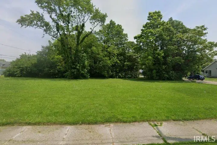 1204 E 1st Street, Muncie, IN 47302 - #1