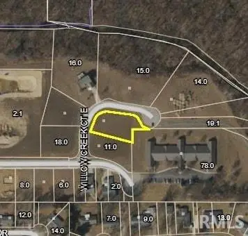 113 E Willow Creek Court, Winamac, IN 46996
