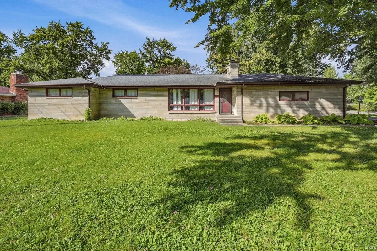 3900 W Riverside Avenue, Muncie, IN 47304 - #1