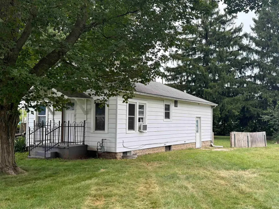 210 N Riverside Boulevard, Goshen, IN 46526 - #2