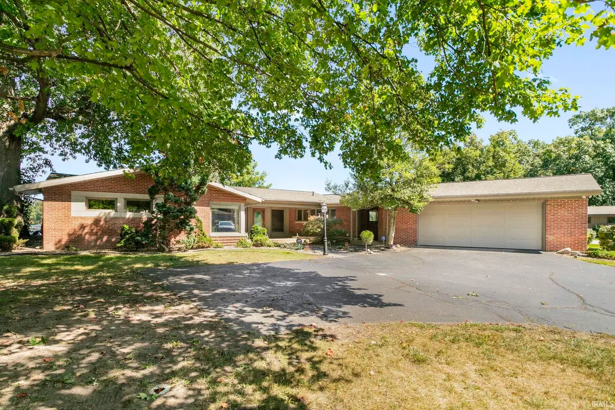 3650 Gordon Road, Elkhart, IN 46516 - #1