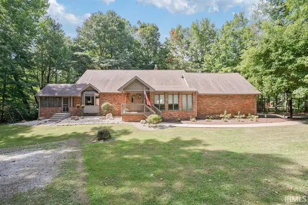 623 Lakewood Place, Greentown, IN 46936