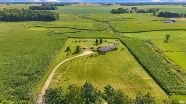 2305 N Meridian Road, Huntington, IN 46750