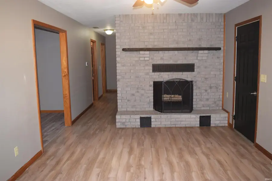 114 S Damosa Drive, Haubstadt, IN 47639 - #3