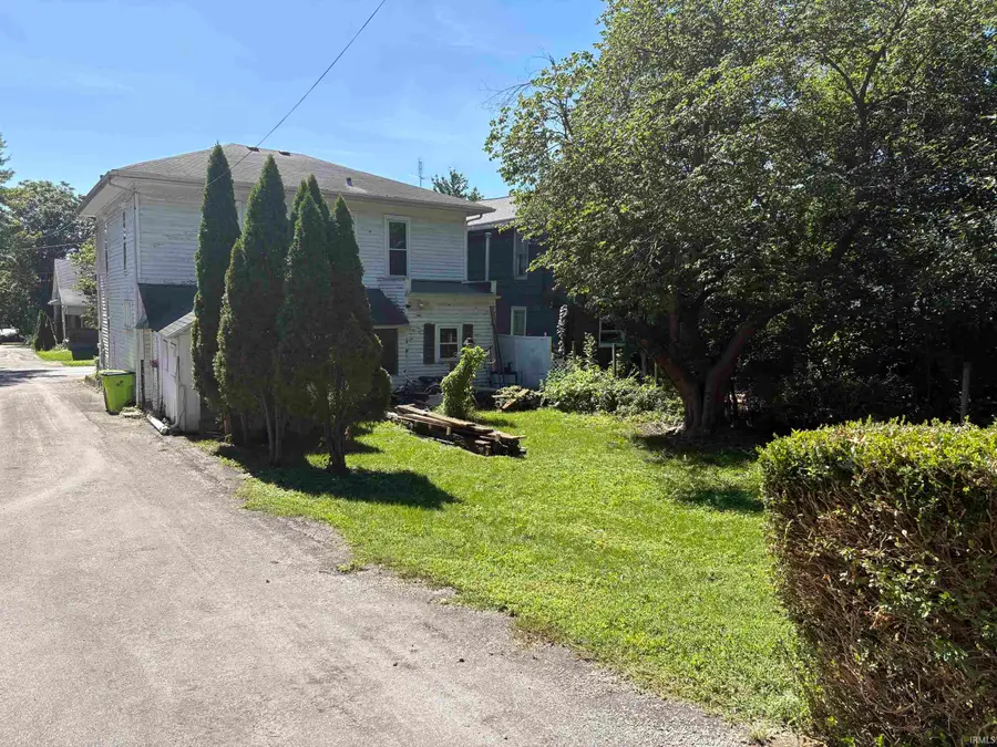 432 W Park Drive, Huntington, IN 46750 - #2