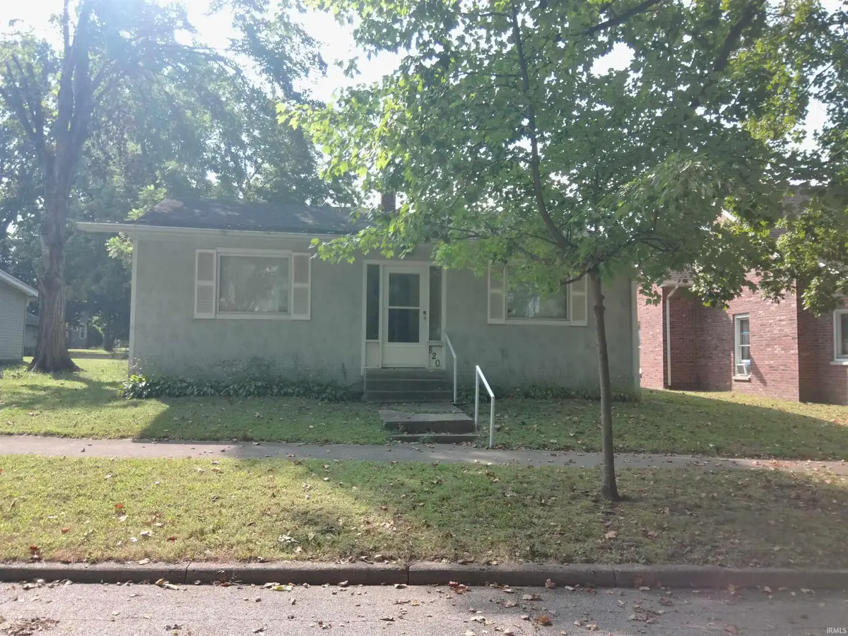 820 Washington Street Street, Covington, IN 47932 - #1