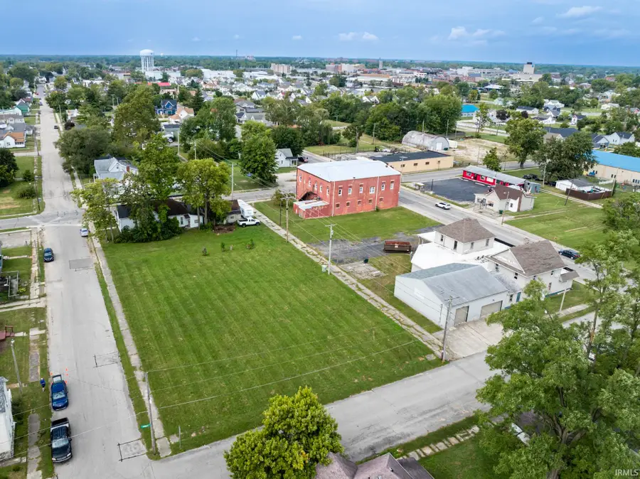 904-914 E 5th Street, Muncie, IN 47302 - #2