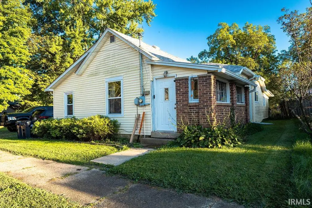 215 E Maple Street, Spiceland, IN 47385 - #1