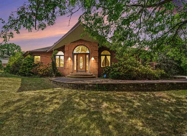 13200 Fountain Court, Granger, IN 46530