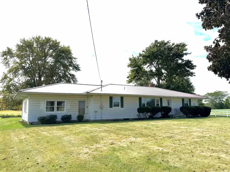 28112 County Road 26, Elkhart, IN 46517 - #3