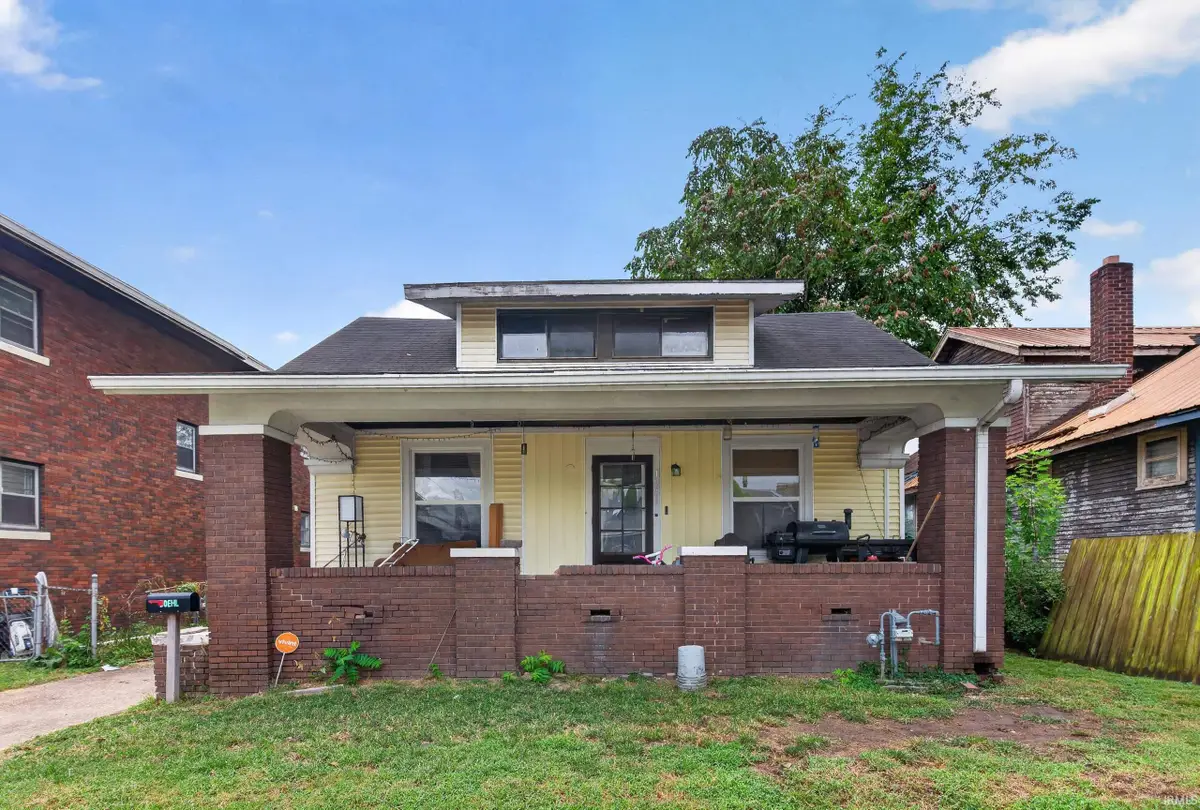 1041 E Blackford Avenue, Evansville, IN 47714 - #1
