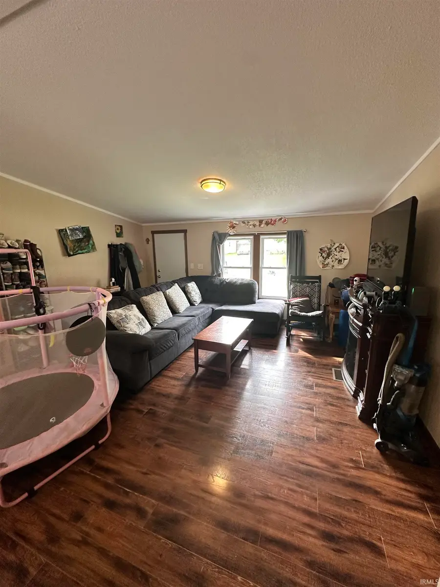 9850 N American Way, Syracuse, IN 46567 - #2