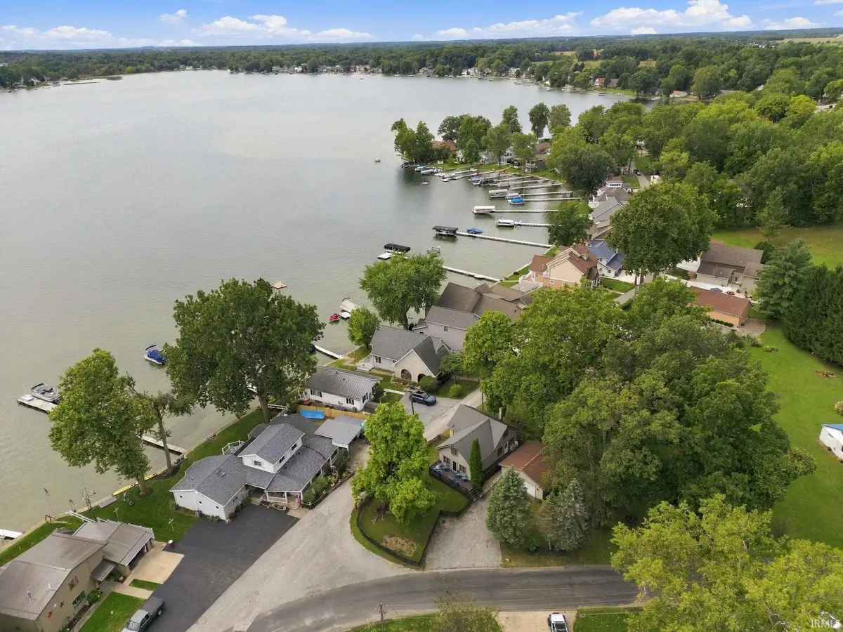 5794 S 550 E Road, Wolcottville, IN 46795 - #1