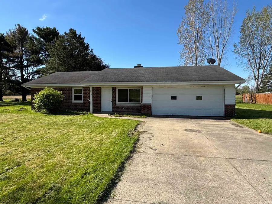 226 E Airport Road, Kendallville, IN 46755 - #2