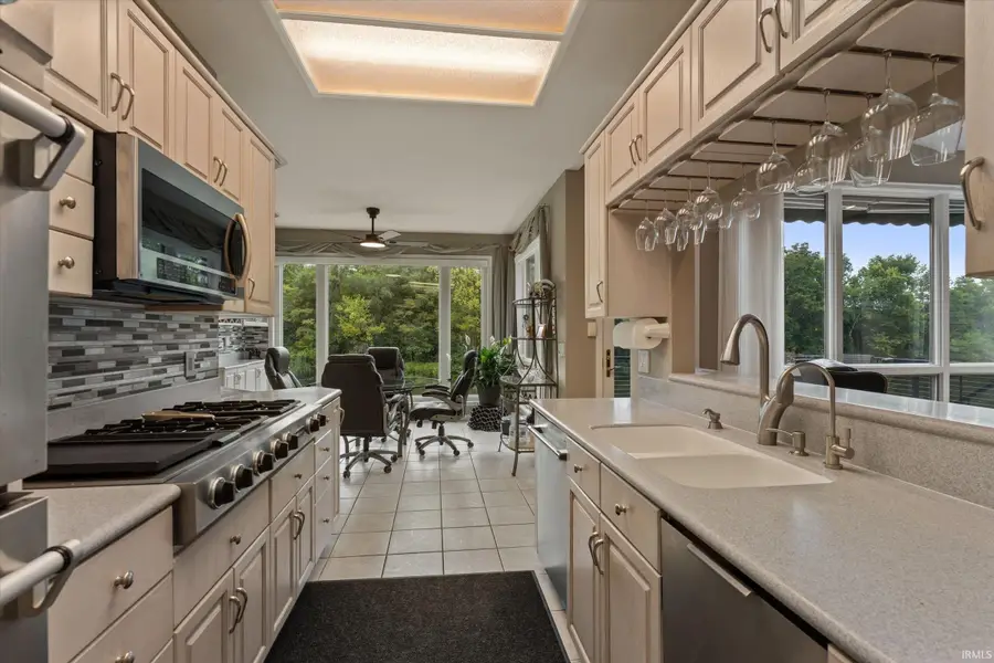 709 Bittersweet Cove Drive, Mishawaka, IN 46544 - #3