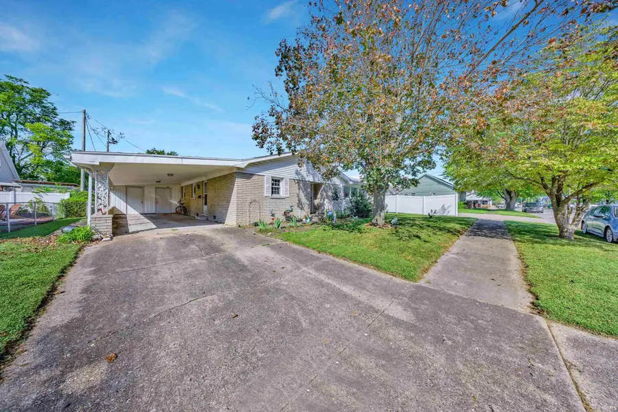 110 E Pine Street, Princeton, IN 47670 - #3