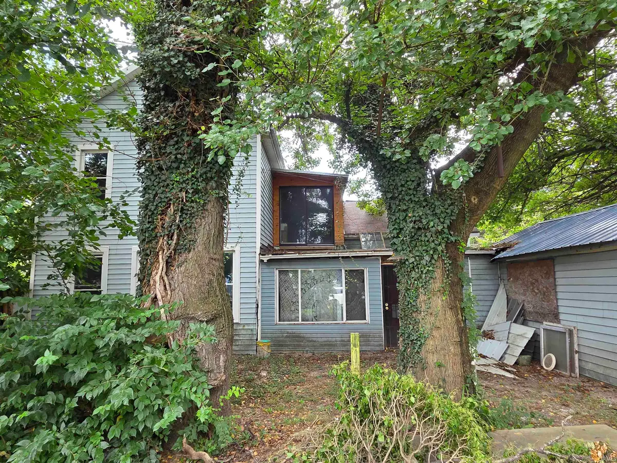 211 S Cherry Street, Muncie, IN 47305 - #1