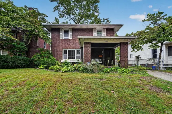 1214 Woodward Avenue, South Bend, IN 46616