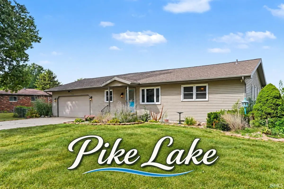 705 E Ross Avenue, Warsaw, IN 46580 - #1
