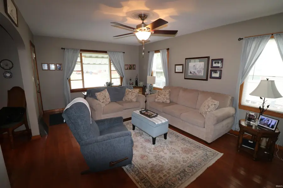 907 N Main Street, Frankfort, IN 46041 - #2