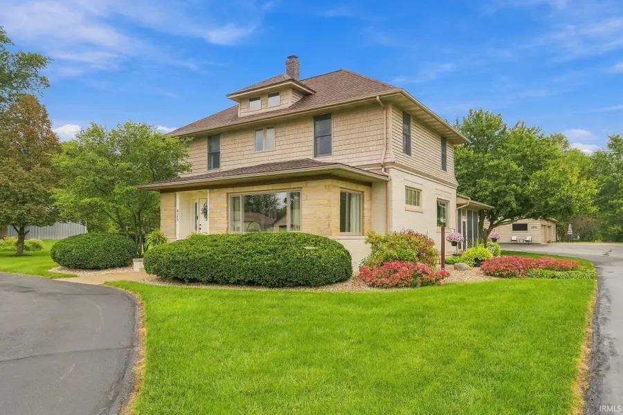 425 S Wayne Street, Bluffton, IN 46714 - #2
