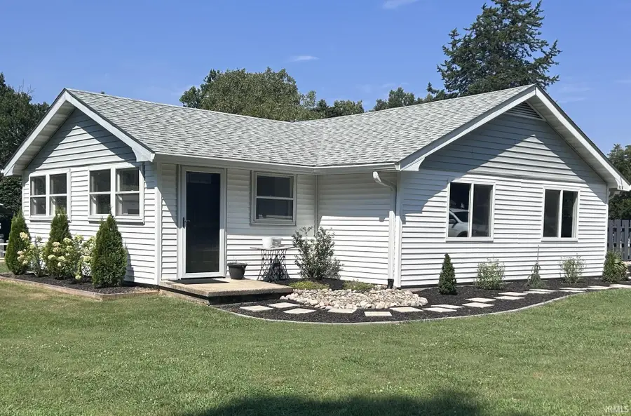 818 Union Street, Covington, IN 47932 - #3