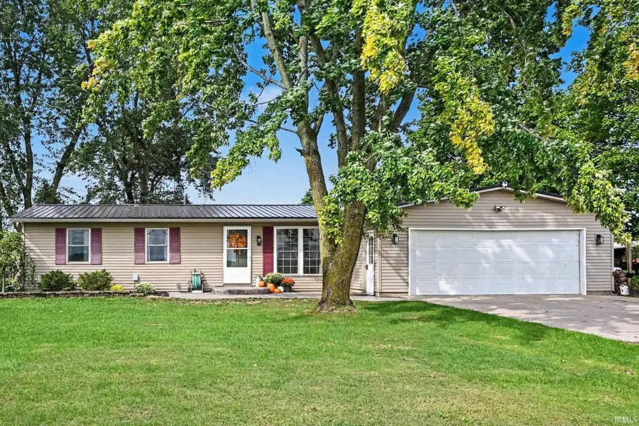 475 N Benton Street, Millersburg, IN 46543 - #2