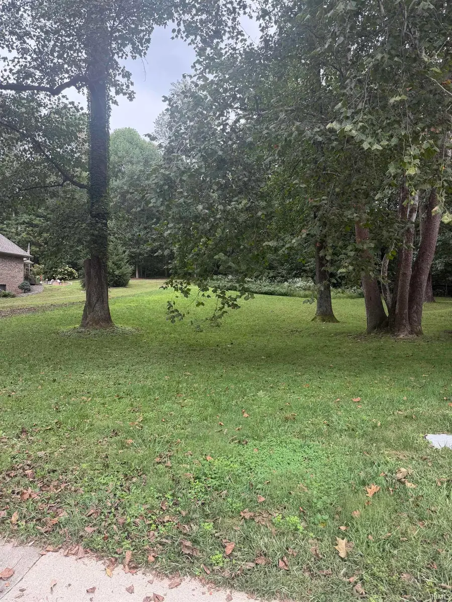 207 River Drive, Bloomfield, IN 47424 - #2