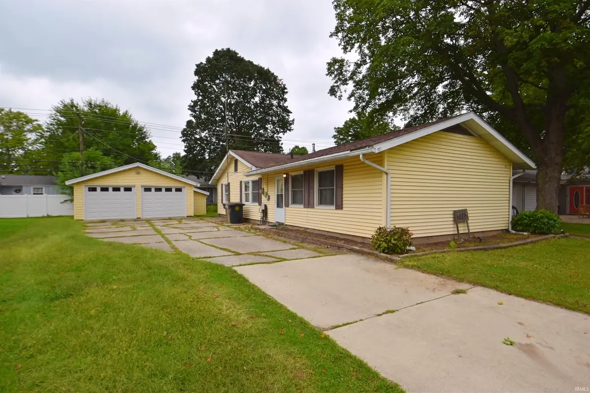 1127 Ebeling Drive, South Bend, IN 46615 - #1