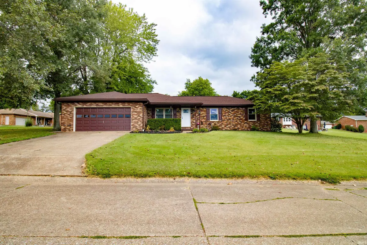 10300 S Eastgate Drive, Mount Vernon, IN 47620 - #1