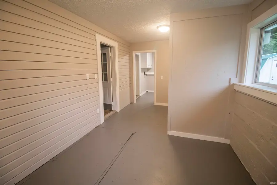 900 S Washington Street, Burlington, IN 46915 - #3