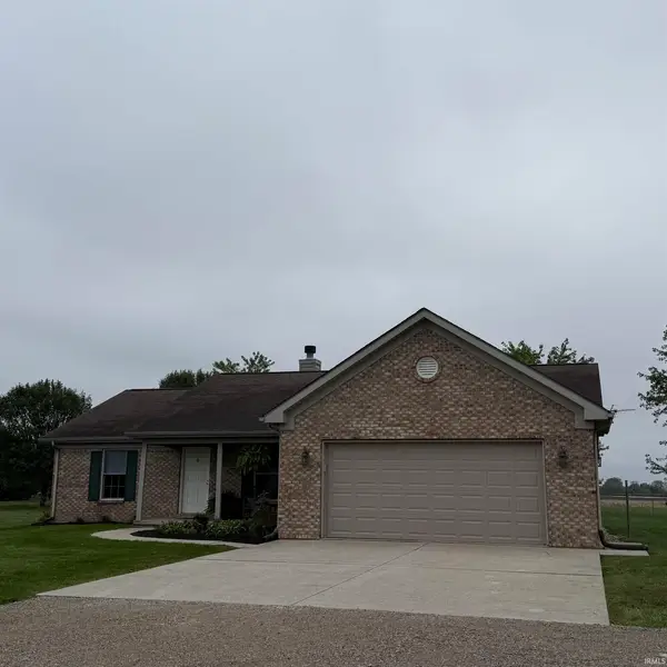 11700 S Honeycreek Road, Daleville, IN 47334