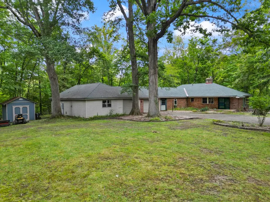 830 W Dogwood Drive, Columbia City, IN 46725 - #2