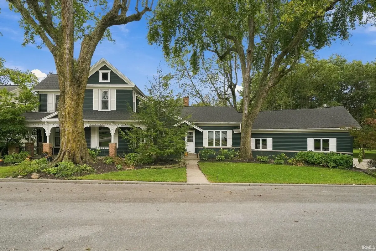 201 W 1st Street, Warren, IN 46792 - #1