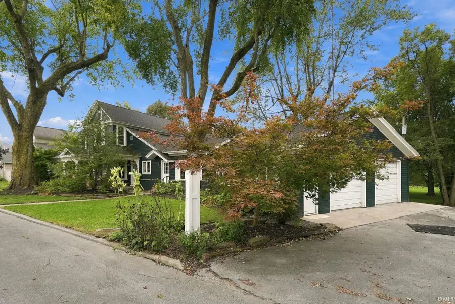 201 W 1st Street, Warren, IN 46792 - #3