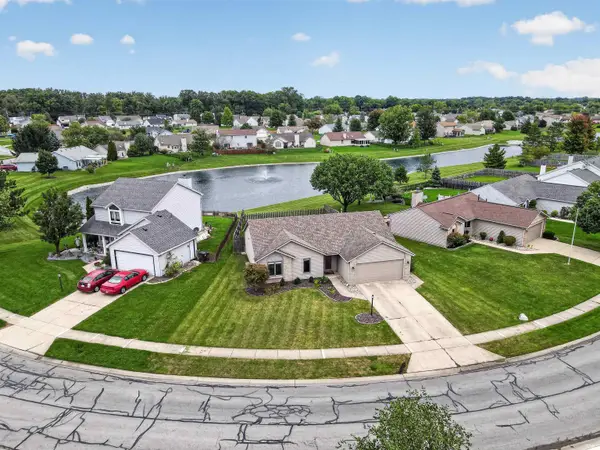 1328 Oak Bay Run, Fort Wayne, IN 46825