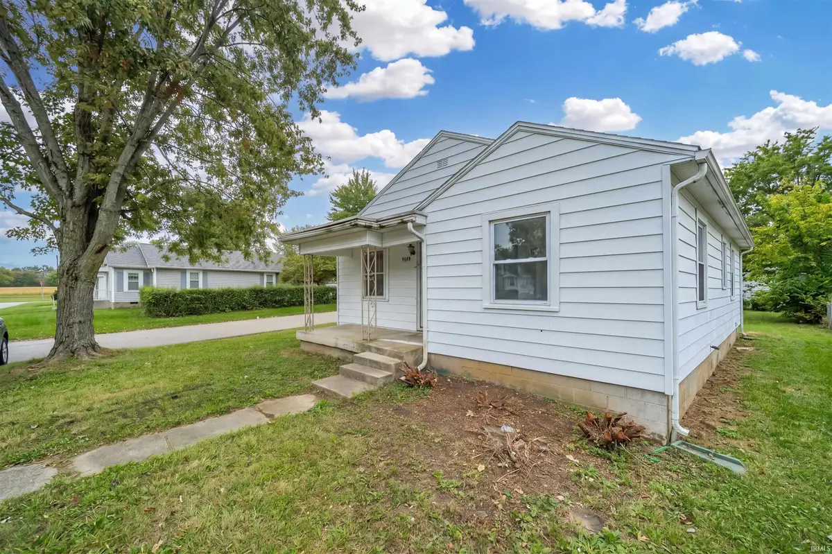 3015 S Hackley Street, Muncie, IN 47302 - #1