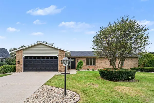 52105 Arrowhead Circle, Granger, IN 46530