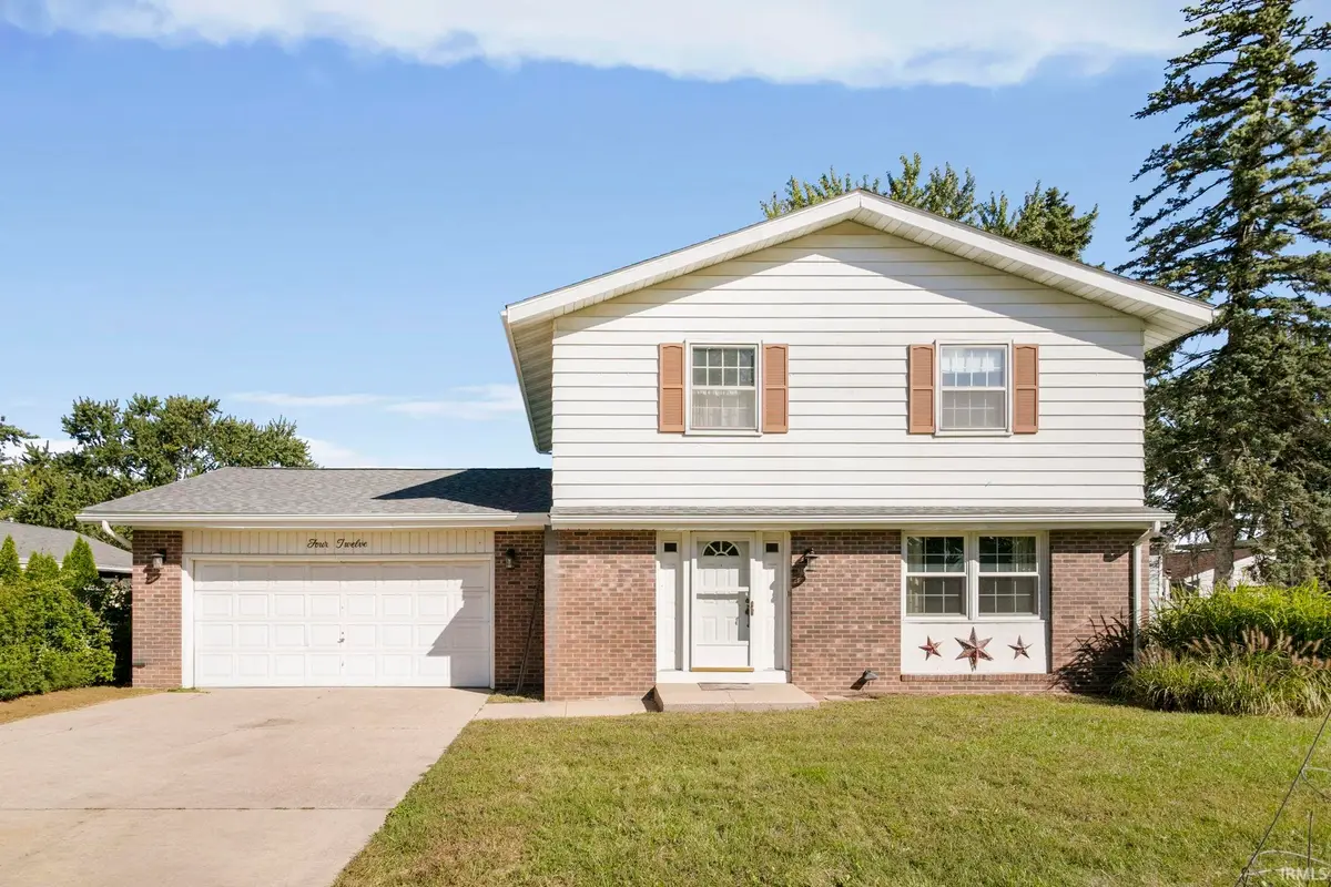 412 E Hively Avenue, Elkhart, IN 46517 - #1