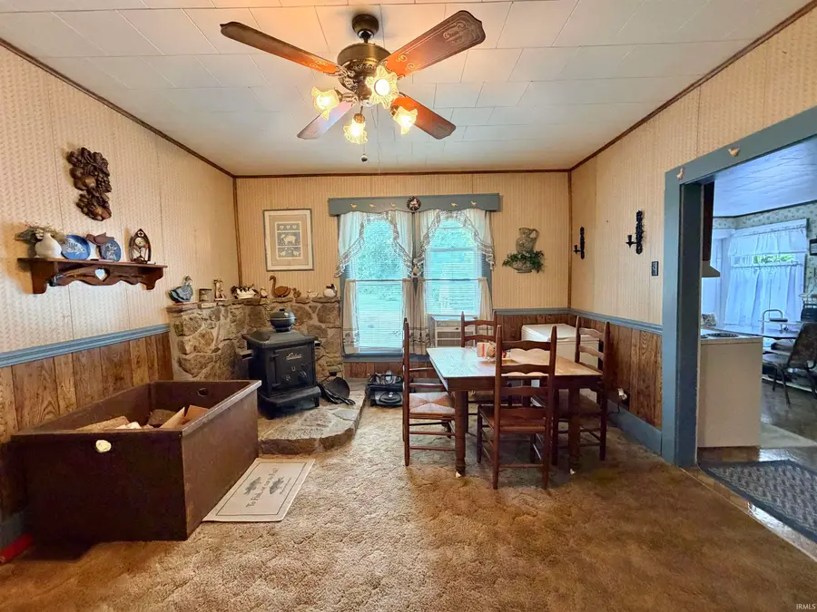 948 S Section Street, Dugger, IN 47848 - #3