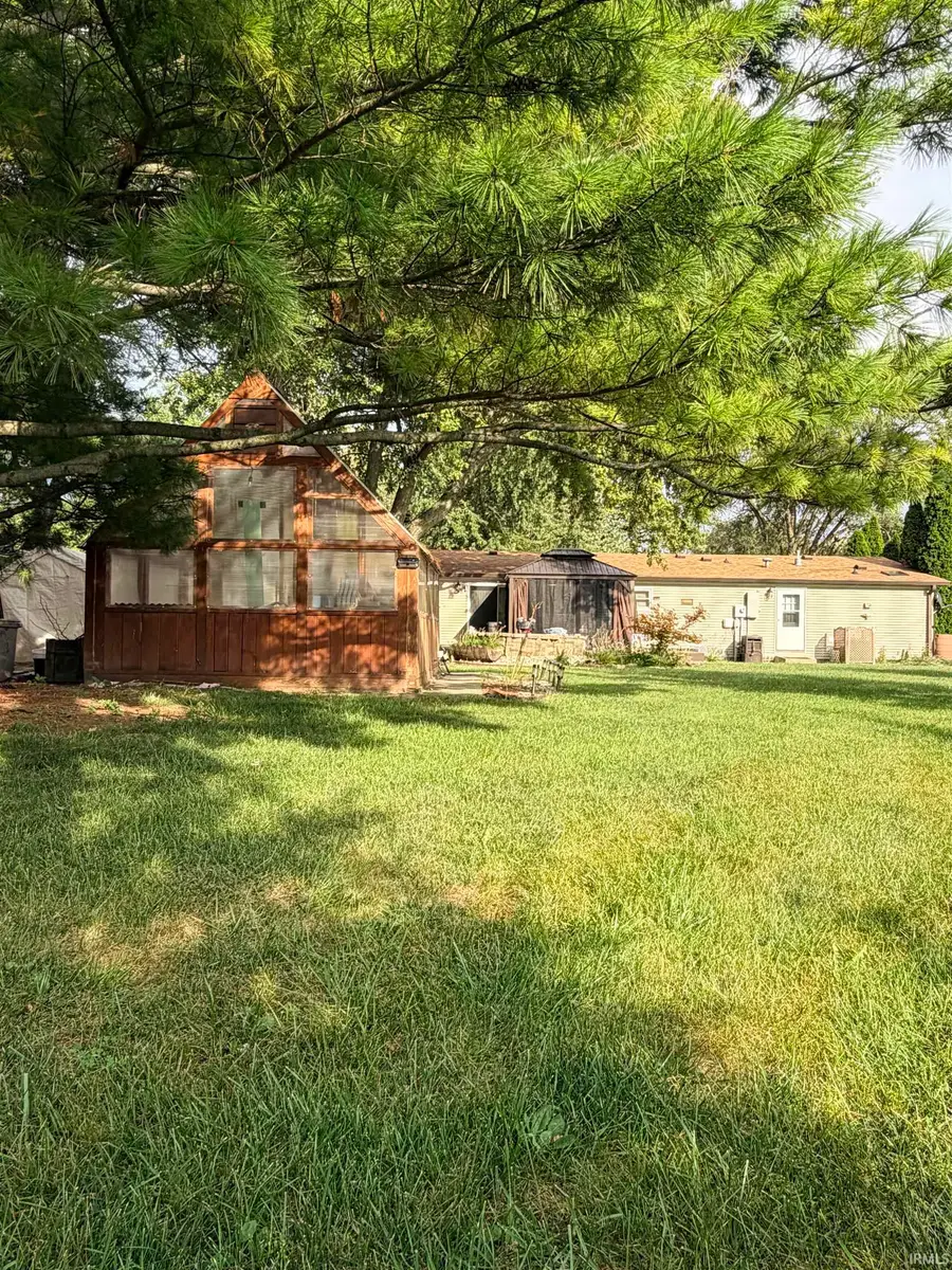 624 N 11th Street, Elwood, IN 46036 - #3