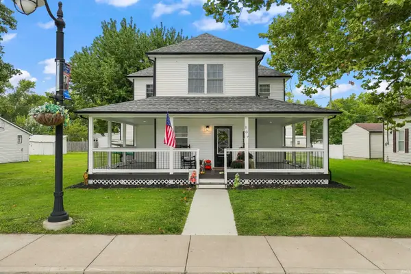 107 E Oxford Street, Otterbein, IN 47970