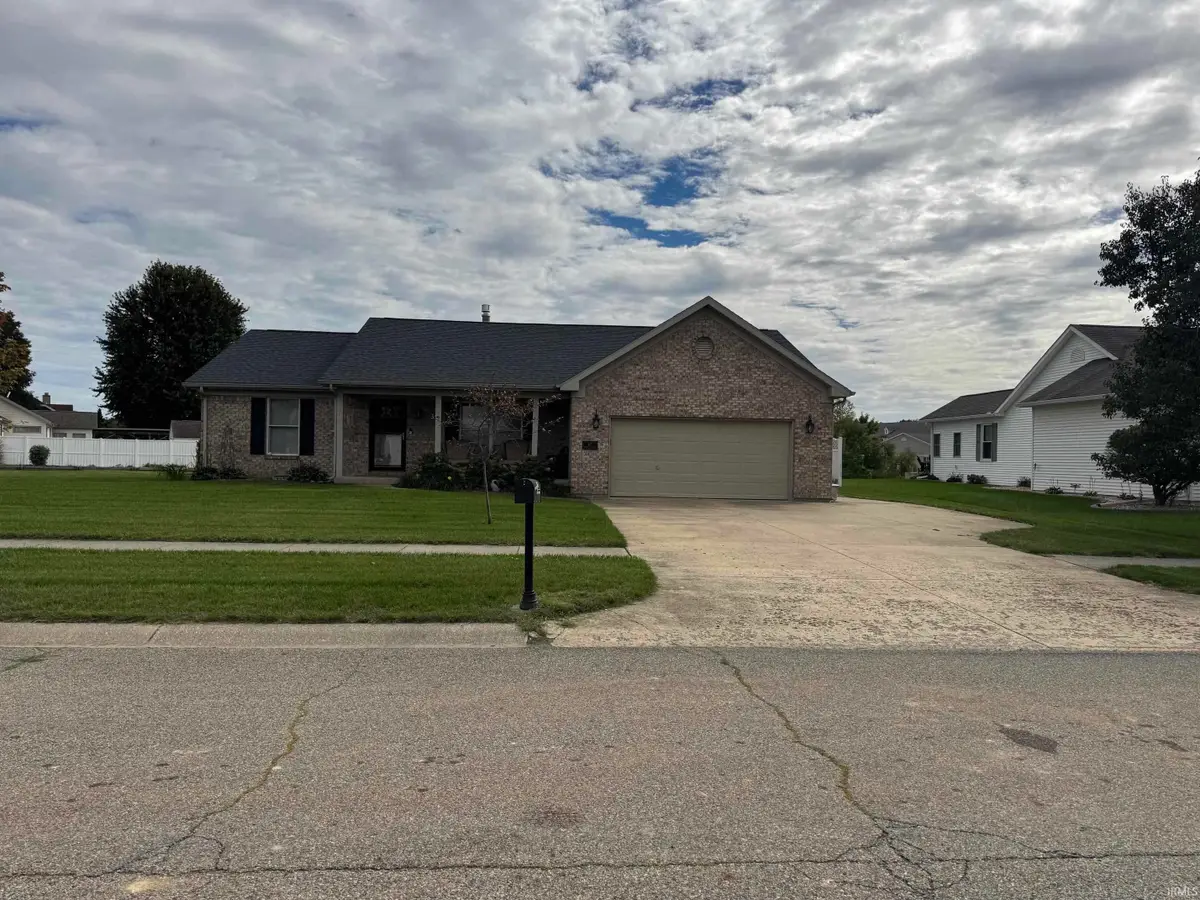 917 Arthur Street, Rochester, IN 46975 - #1