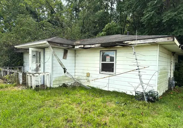 3711 S Walnut Street, Muncie, IN 47302