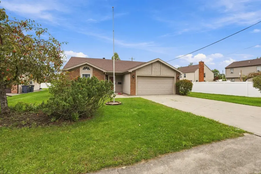 104 E Evergreen Lane, Decatur, IN 46733 - #2