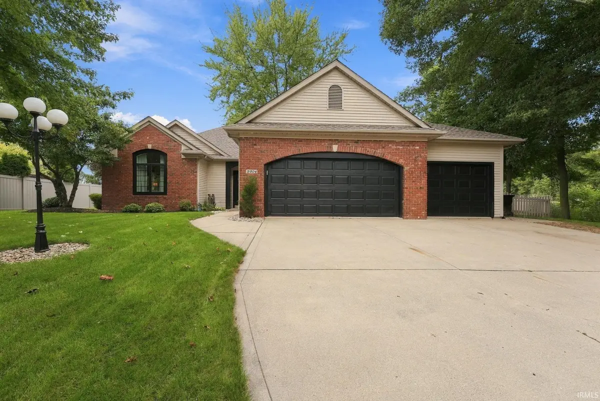 2204 Shady Lane, Garrett, IN 46738 - #1