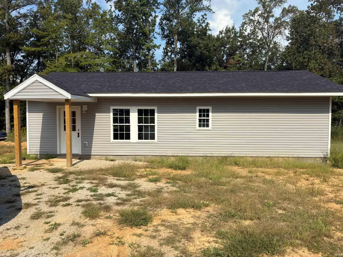 1277 N Lawrence Hollow Road, Bloomfield, IN 47424 - #1